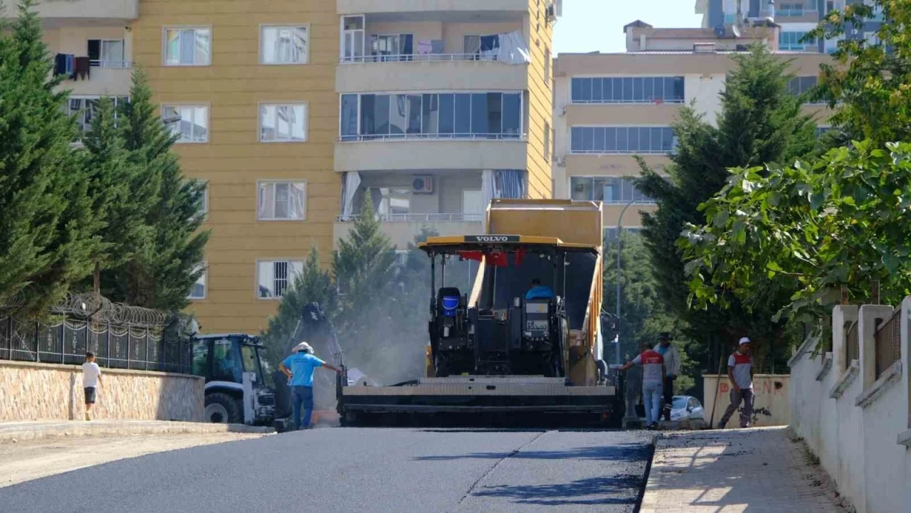 Onikişubat’ta asfalt seferberliği
