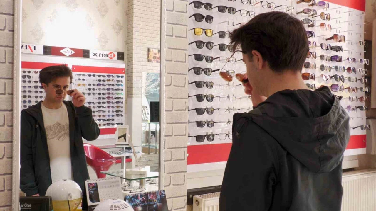 Optisyenlerden sahte güneş gözlüğü uyarısı
