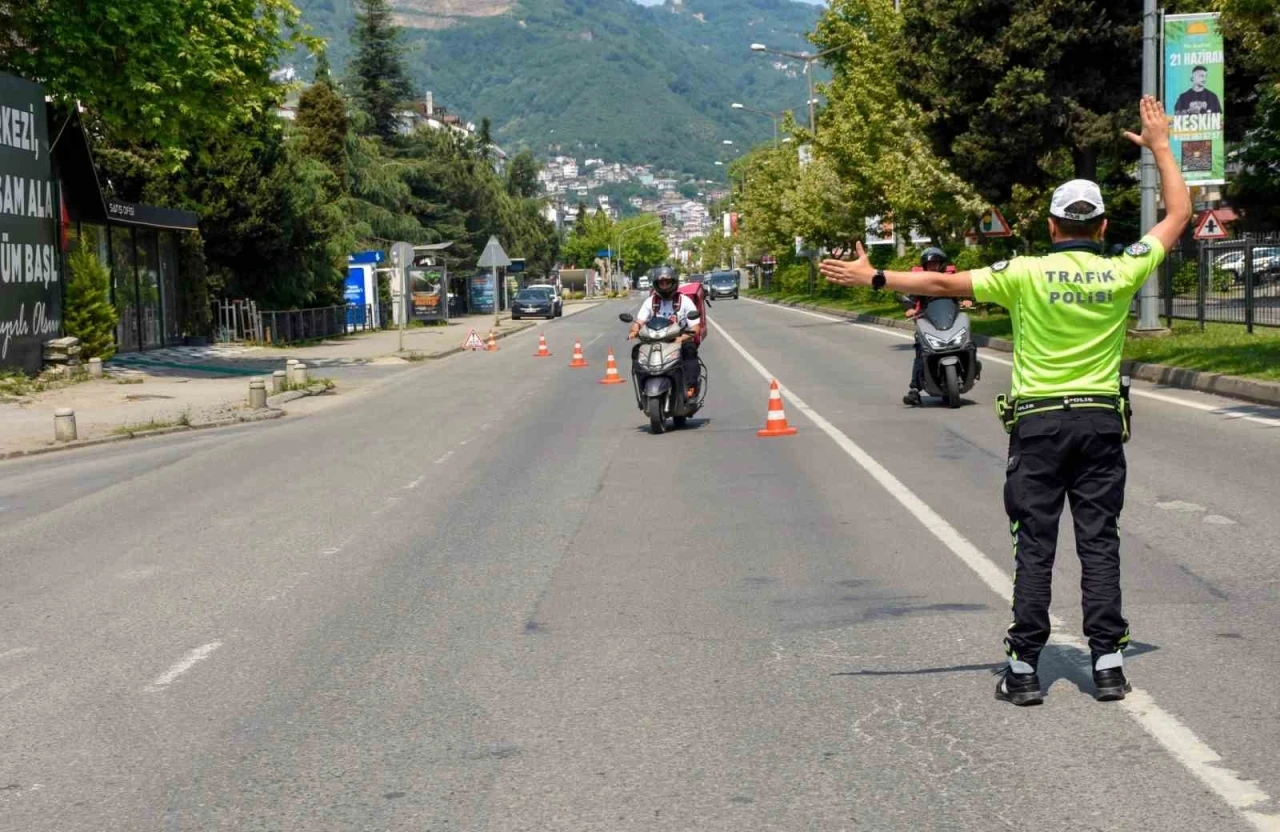 Ordu’da 9 günde 22 bine yakın araç ve sürücüsü denetledi
