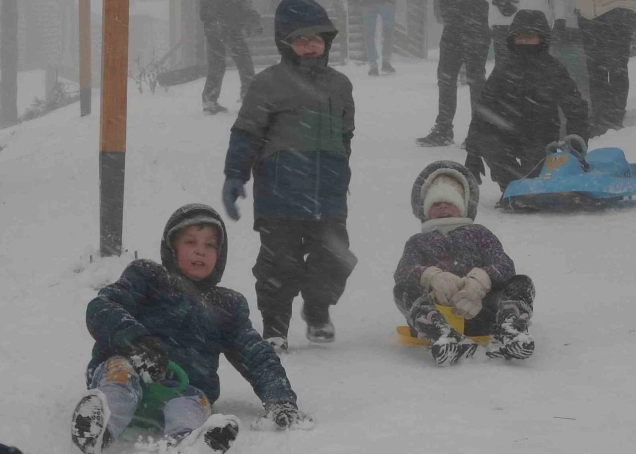 Ordu&rsquo;da eğitime kar engeli
