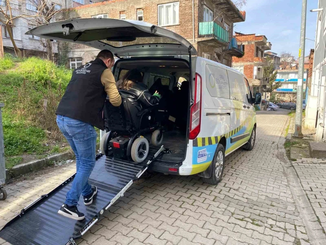 Ordu&rsquo;da engelsiz taksi, hayatları kolaylaştırıyor
