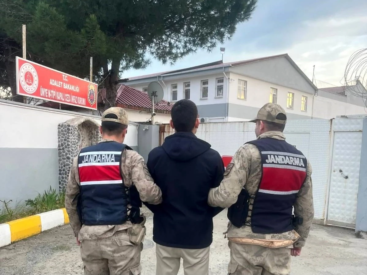 Ordu&rsquo;da jandarma aranan 61 ş&uuml;pheliyi yakaladı
