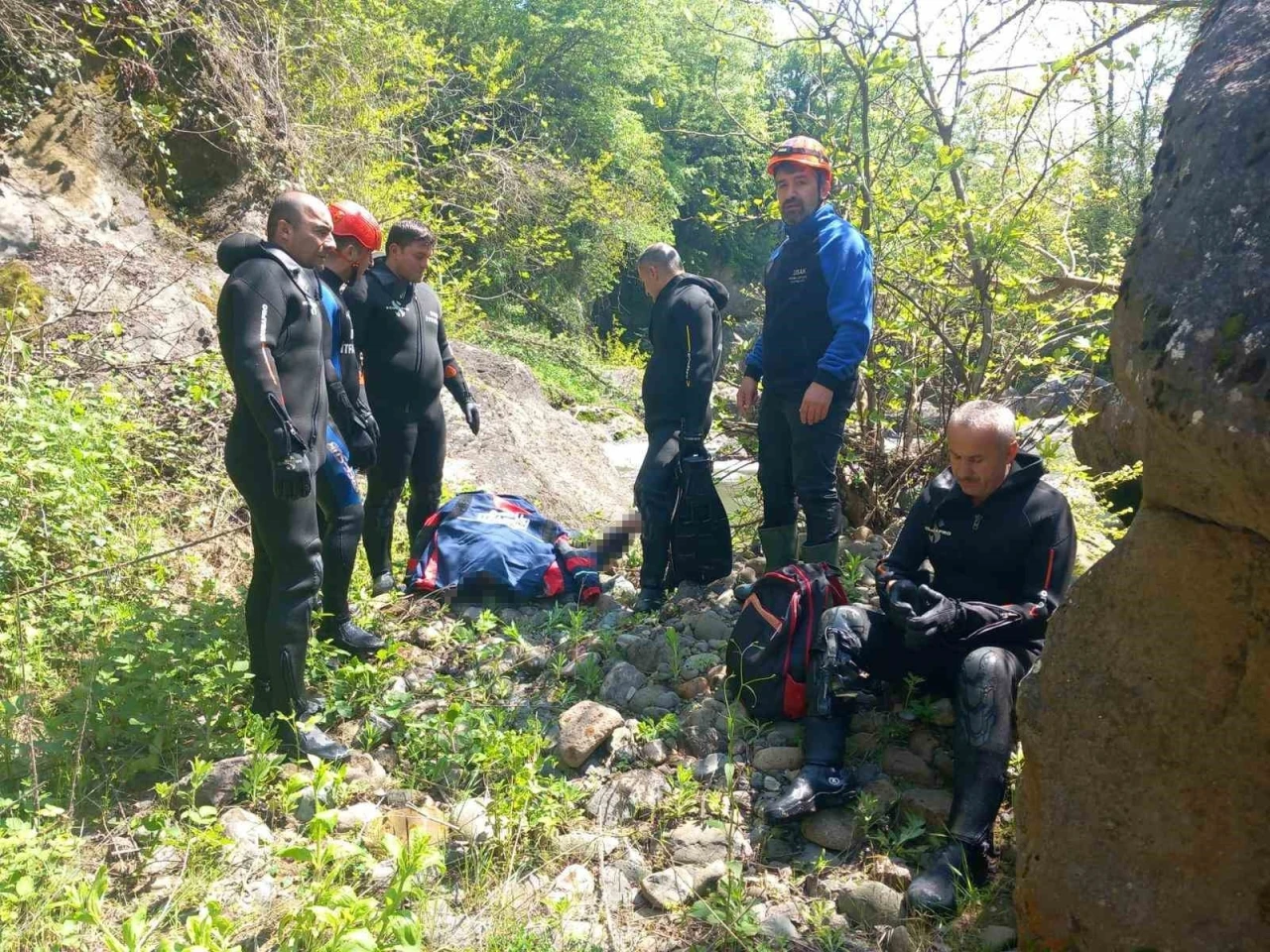 Ordu’da kayıp 2 kişiden birinin cansız bedeni derede bulundu
