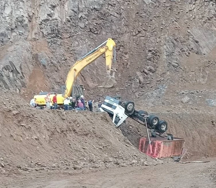Ordu’da taş ocağında kamyon devrildi, sürücü hayatını kaybetti
