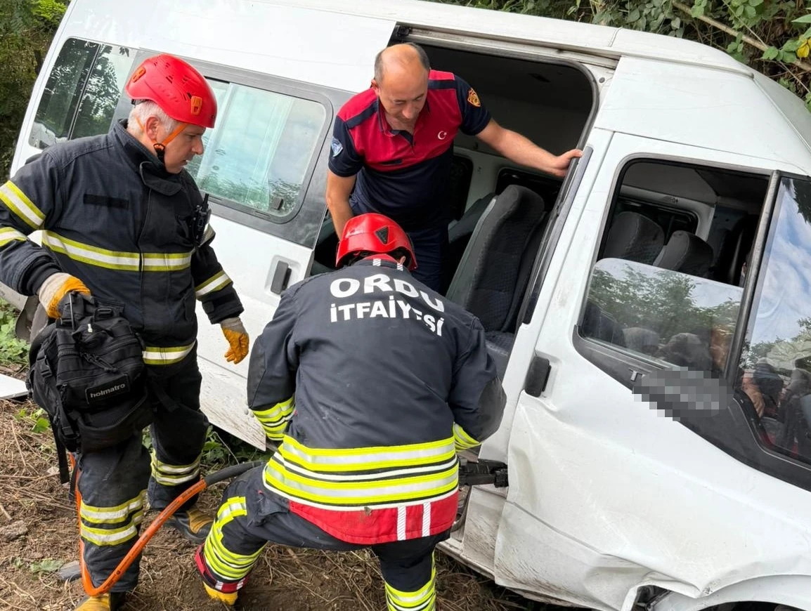 Ordu’daki servis minibüsü kazasında yaralı sayısı 16’ya yükseldi
