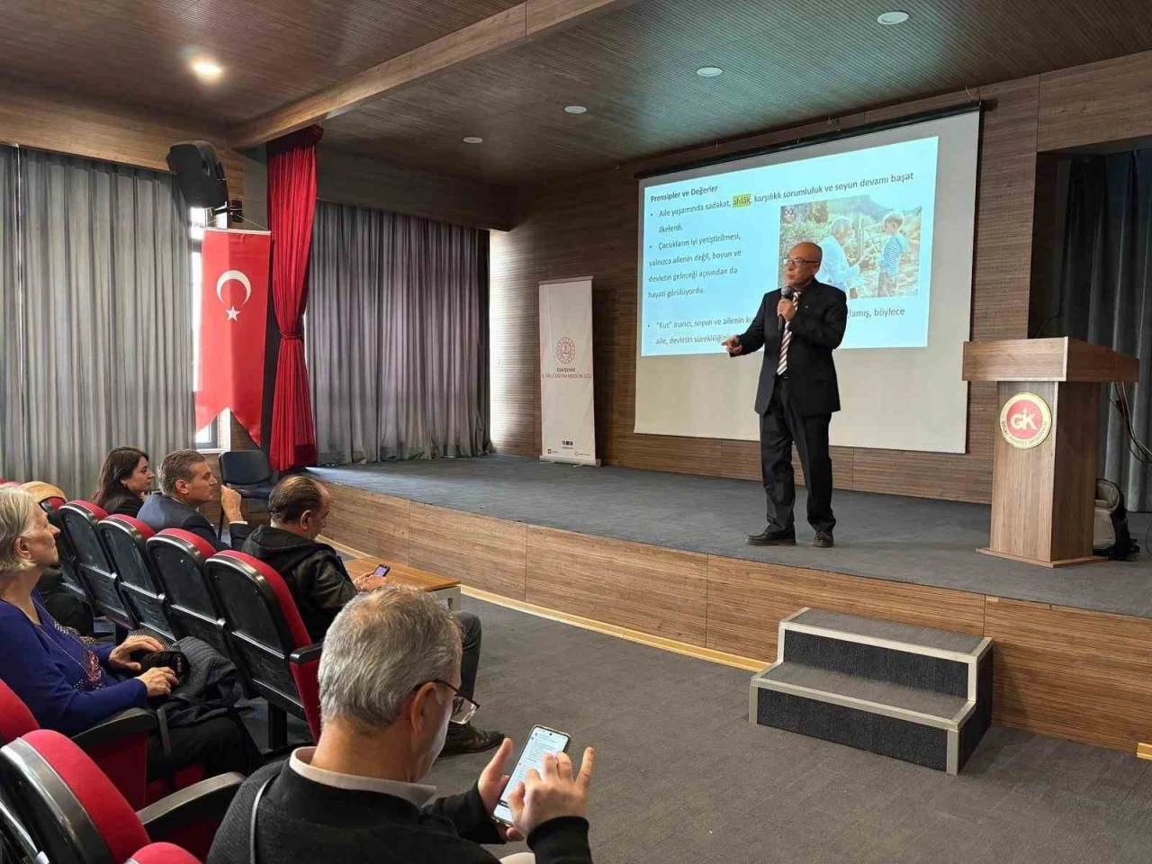 Ortaokul öğrencileri, yıldızlar ve takımyıldızlar hakkında dikkat çekici bilgiler edindi
