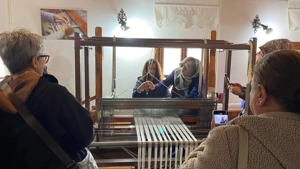 Osmaneli’nin tarihi dokusu ziyaretçilerden tam not aldı
