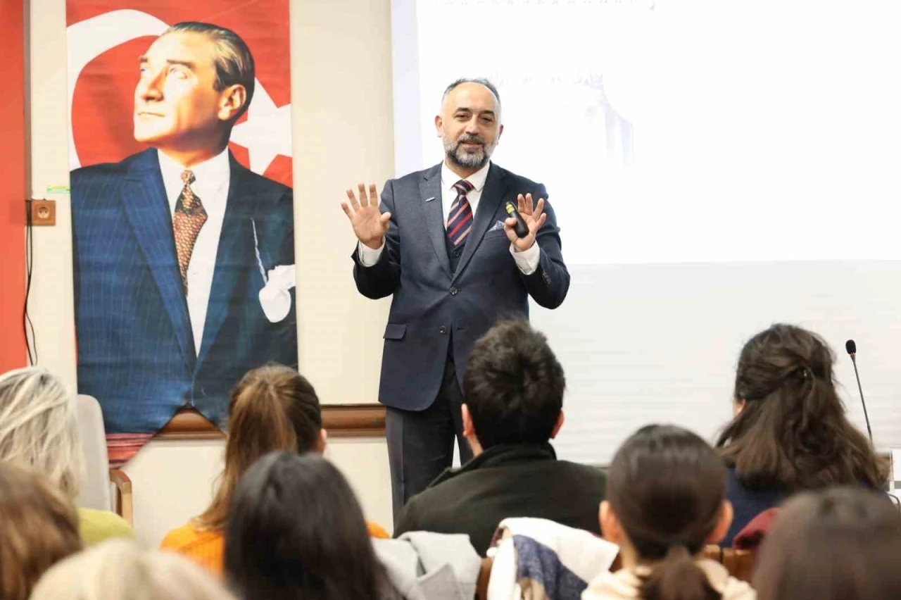 Osmangazi&rsquo;de felsefe buluşmaları devam ediyor
