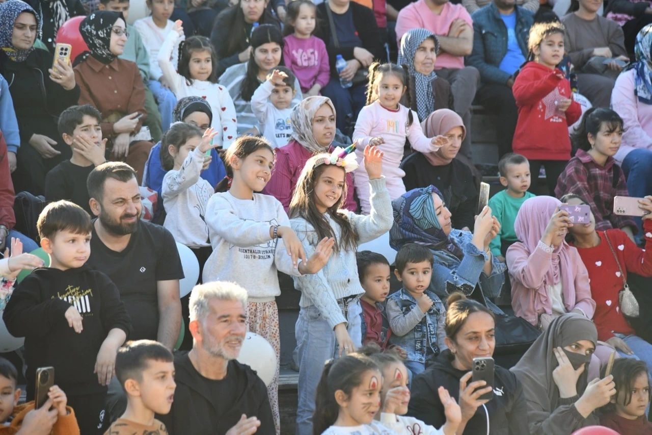 Osmaniye’de çocuklara ara tatil hediyesi

