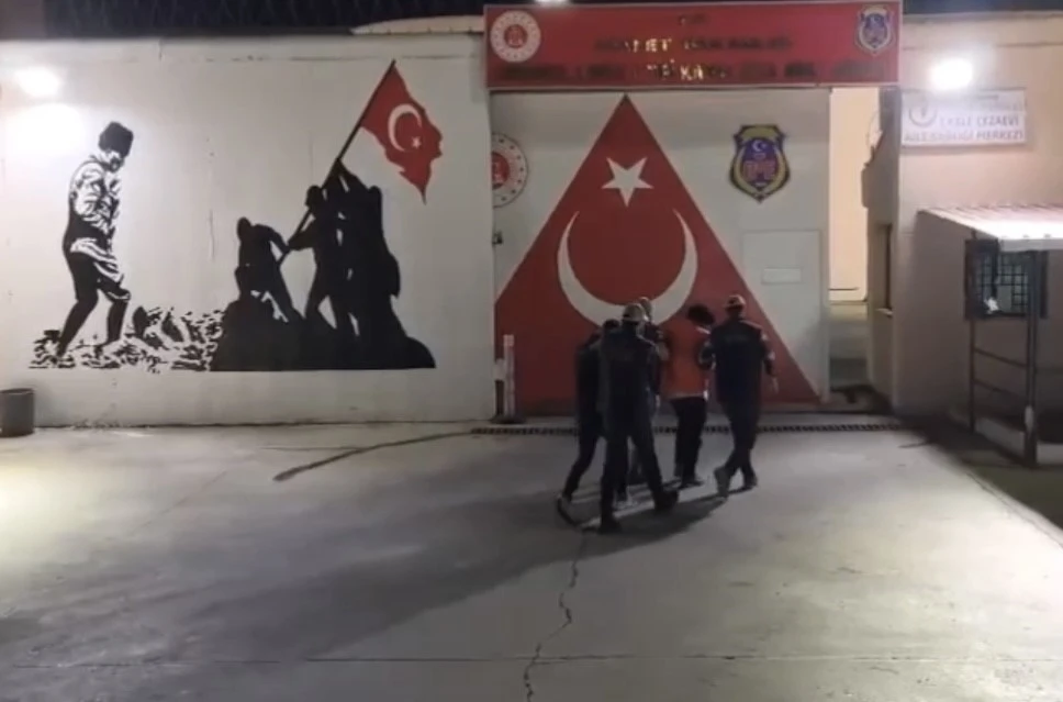 Osmaniye&rsquo;de DEAŞ operasyonu: 2 ş&uuml;pheli tutuklandı
