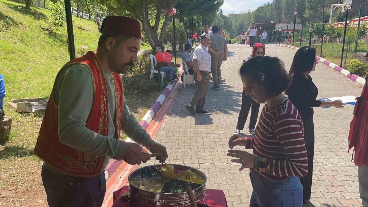 Osmaniye’de engelli bireyler için festival düzenlendi