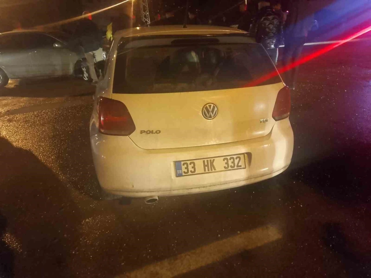 Osmaniye&rsquo;de iki otomobil &ccedil;arpıştı: 2 yaralı
