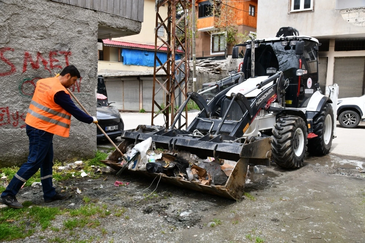 Osmaniye’de yayla sezonu öncesi yaylalarda temizlik seferberliği
