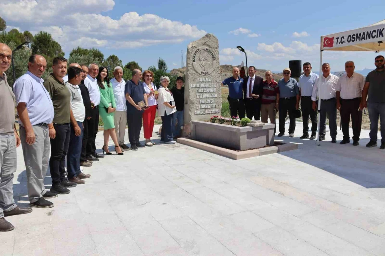 Osmanlı sadrazamı Baltacı Mehmed Paşa için anıt mezar yapıldı
