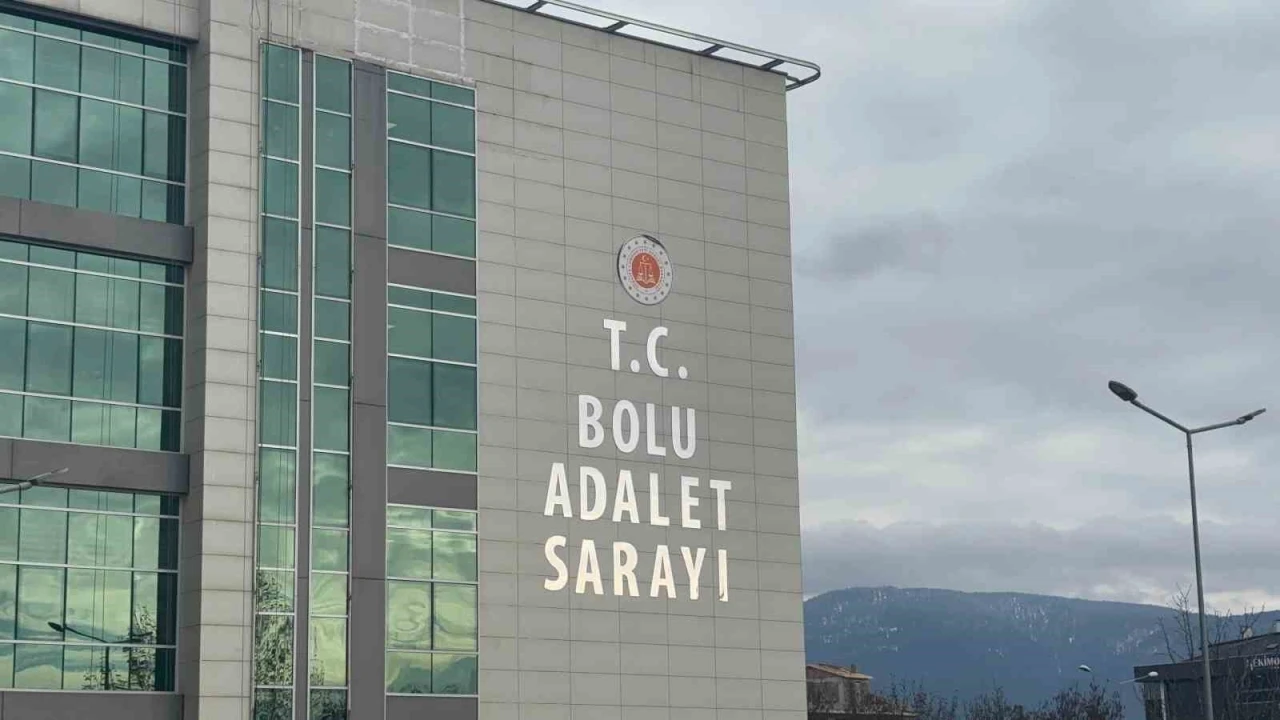 Otel yangınına ilişkin gözaltına alınanlar adliyeye sevk edildi