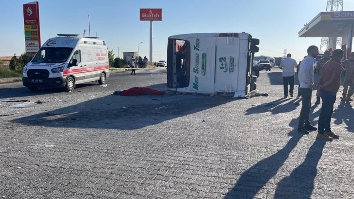 Otob&uuml;s kazasında &ouml;l&uuml; sayısının 2, yaralı sayısının ise 25 olduğu a&ccedil;ıklandı
