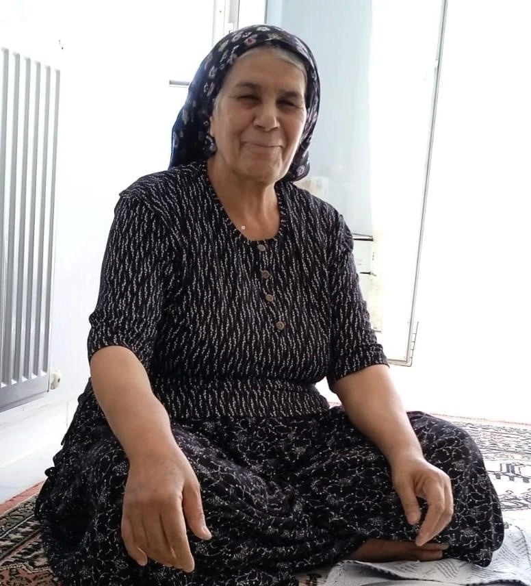 Otomobilin &ccedil;arptığı kadın hayatını kaybetti
