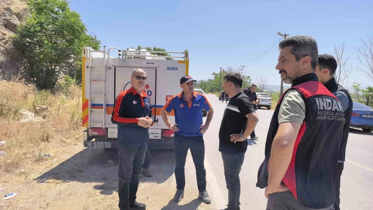 Otostop çektikten sonra sırra kadem basan adam her yerde aranıyor
