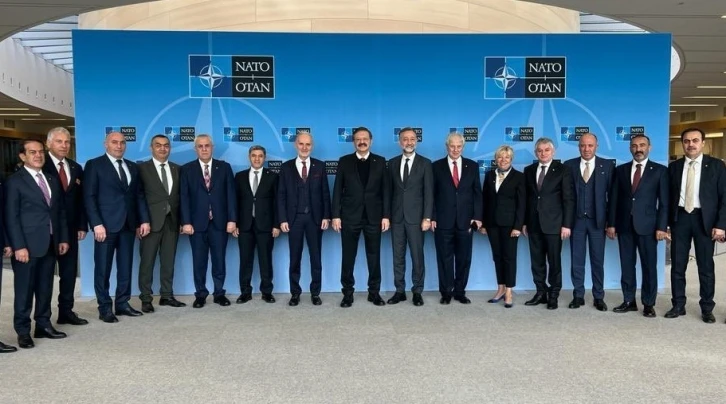 &Ouml;zakalın, TOBB y&ouml;netim kurulu ile Br&uuml;ksel&rsquo;de
