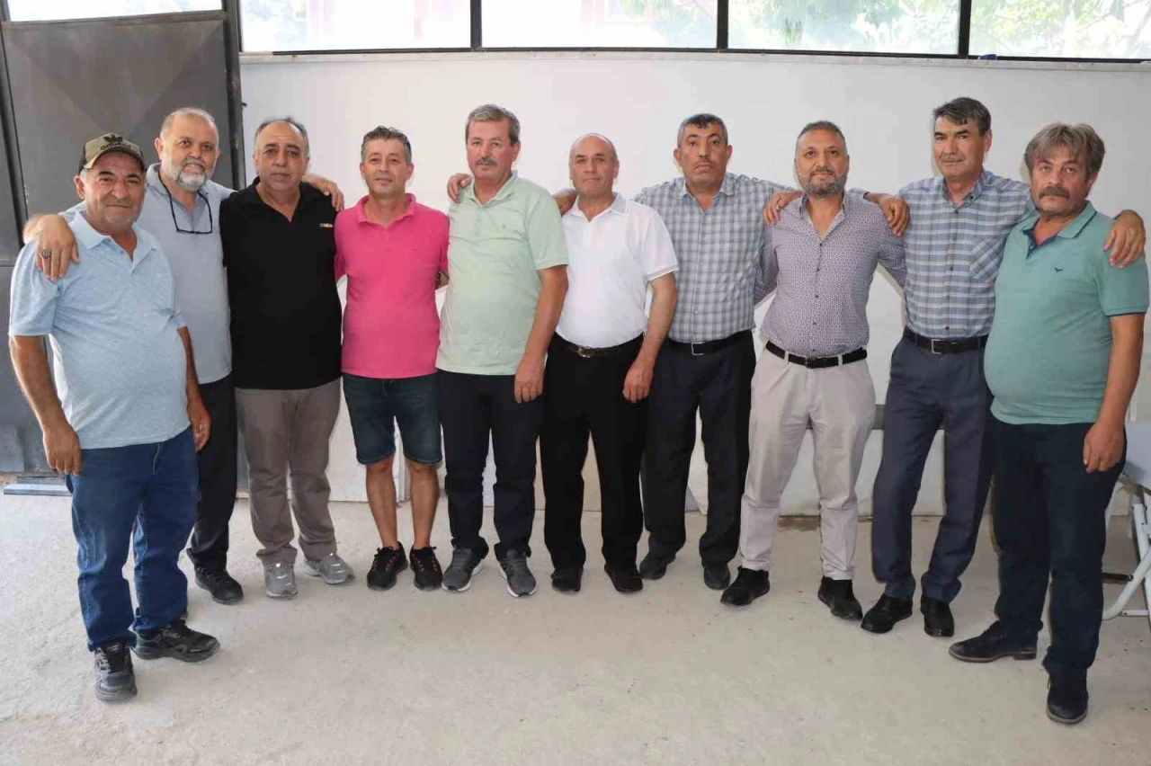 Dostlukları 37 Yıl Sonra Bile Dimdik Ayakta