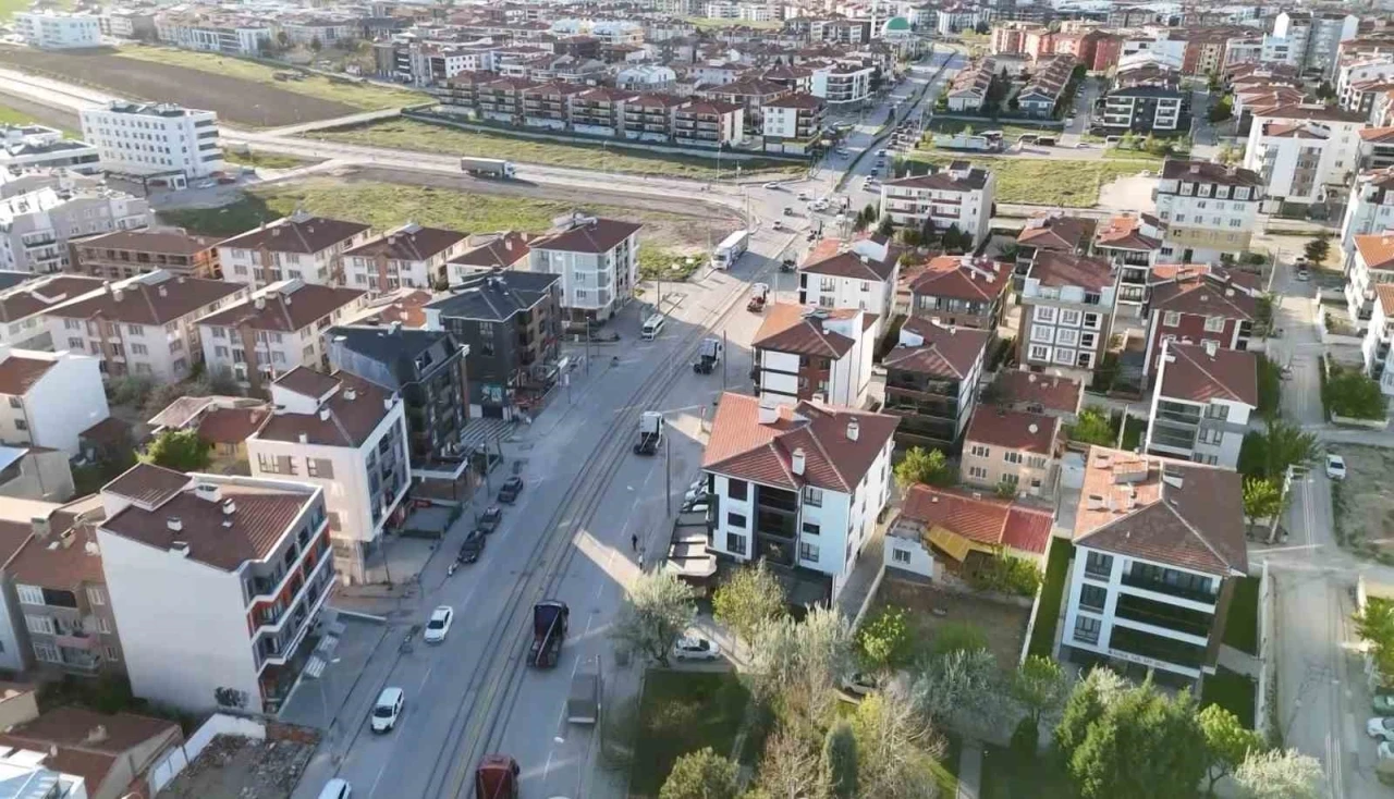 (ÖZEL) Kaybettiği ağabeyinin oğluna 15 tır ile düğün konvoyu yaptı
