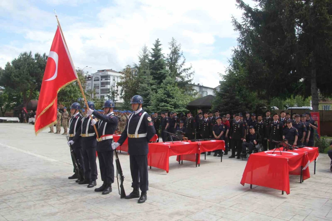 ‘Özel’ Mehmetçikler, yemin ederek bir günlük asker oldu
