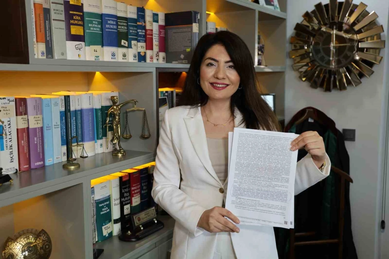 &Ouml;zel okulun fahiş fiyatla kitap satışı davasında okul m&uuml;d&uuml;r&uuml;ne hapis
