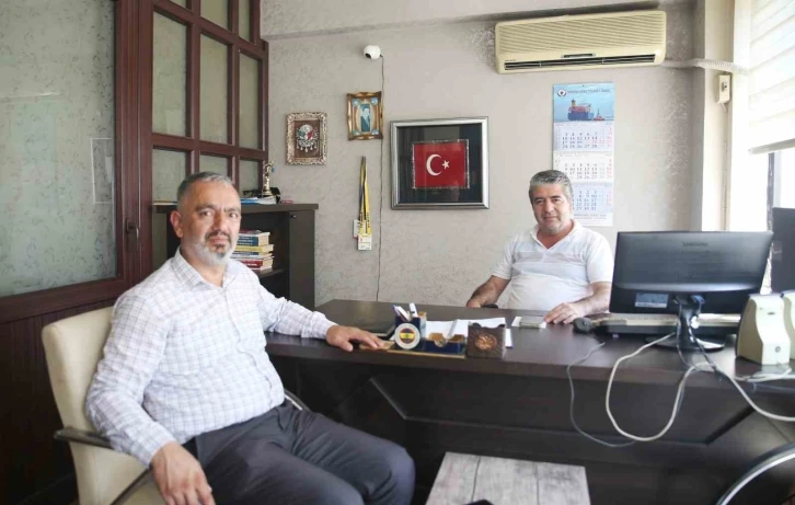 Özer: &quot;Gerçek dost dar zamanda belli olur&quot;
