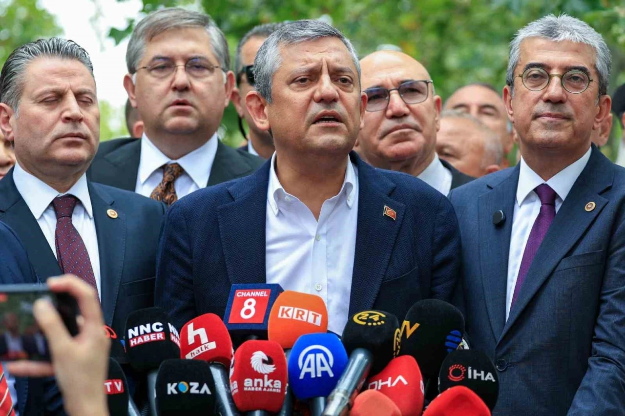 &Ouml;zg&uuml;r &Ouml;zel: "YENİ Parti ilk kez ve son kez ana muhalefet partisi olarak b&uuml;t&ccedil;e &ccedil;alışmalarına katılacak"
