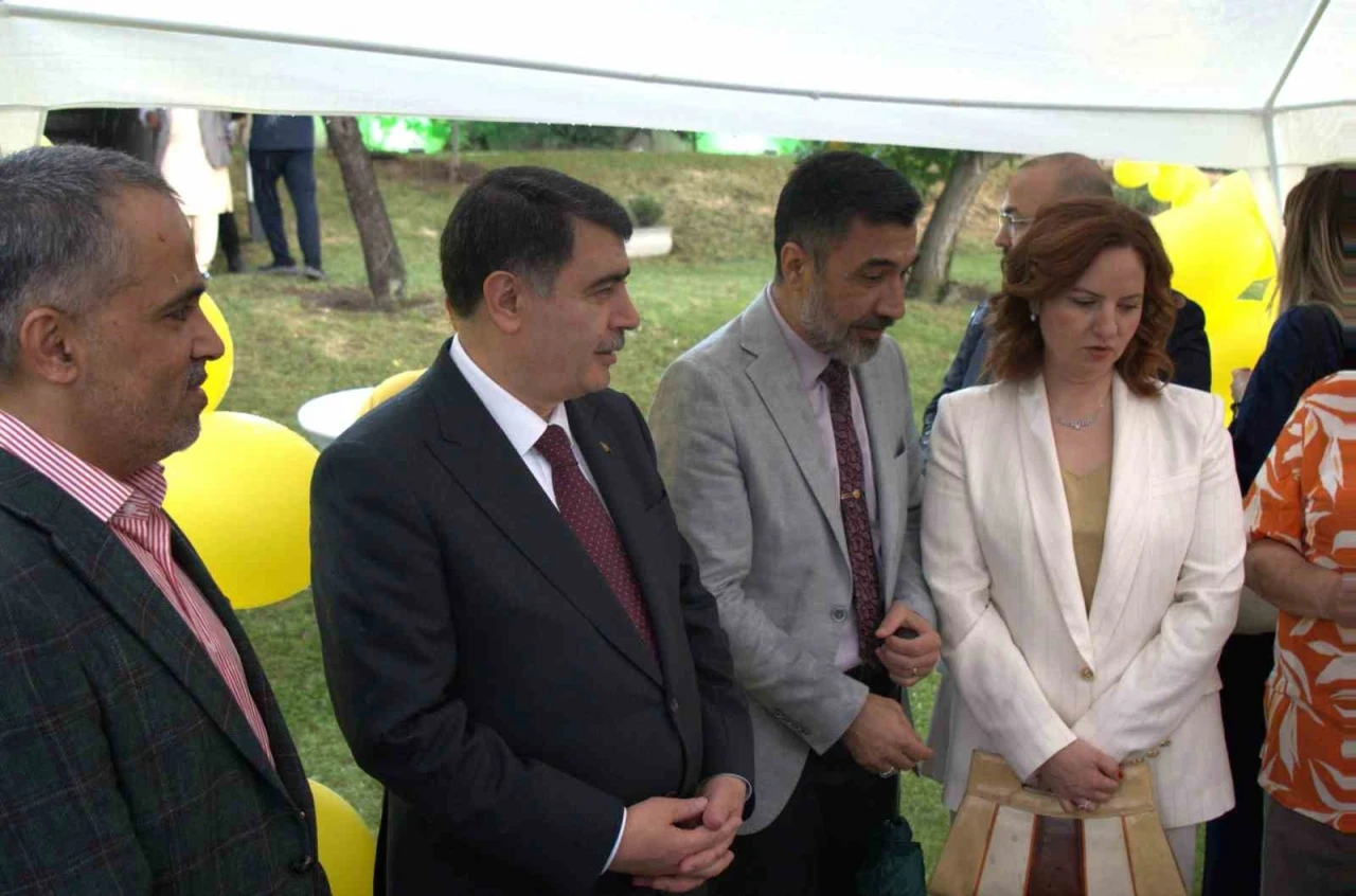 Pakistan Büyükelçiliği, &quot;Mango Festivali&quot; düzenledi
