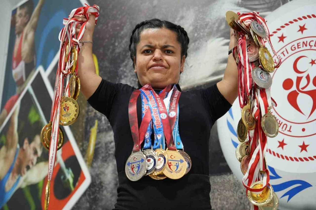 Paralimpik sporcu 12 yılda 92 madalya aldı
