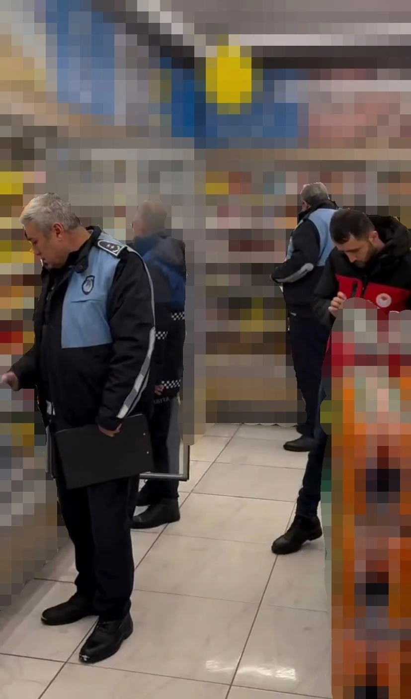 Patnos&rsquo;ta gıda denetimi s&uuml;rd&uuml;r&uuml;l&uuml;yor
