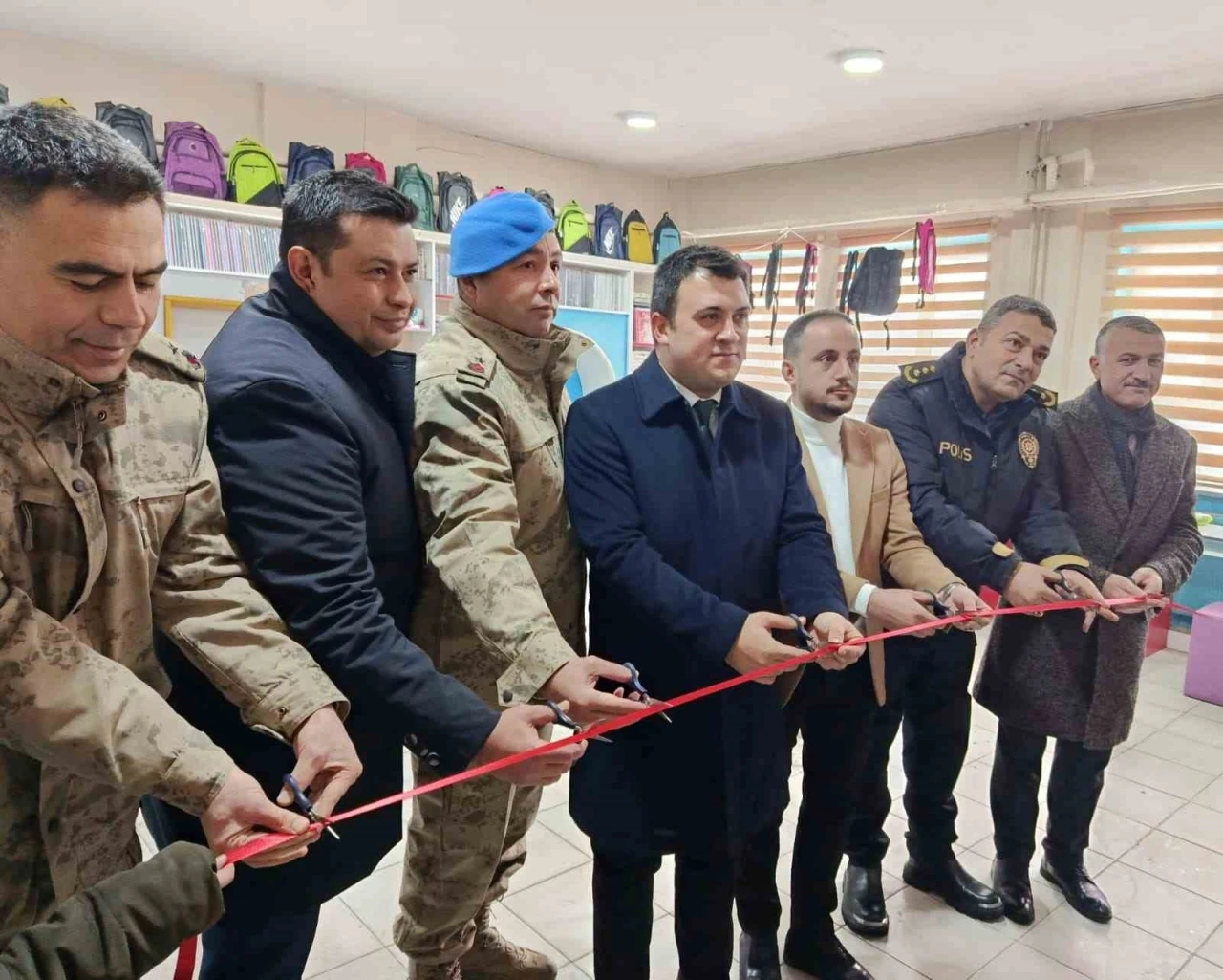 Patnos&rsquo;ta iyilik d&uuml;kkanı a&ccedil;ıldı
