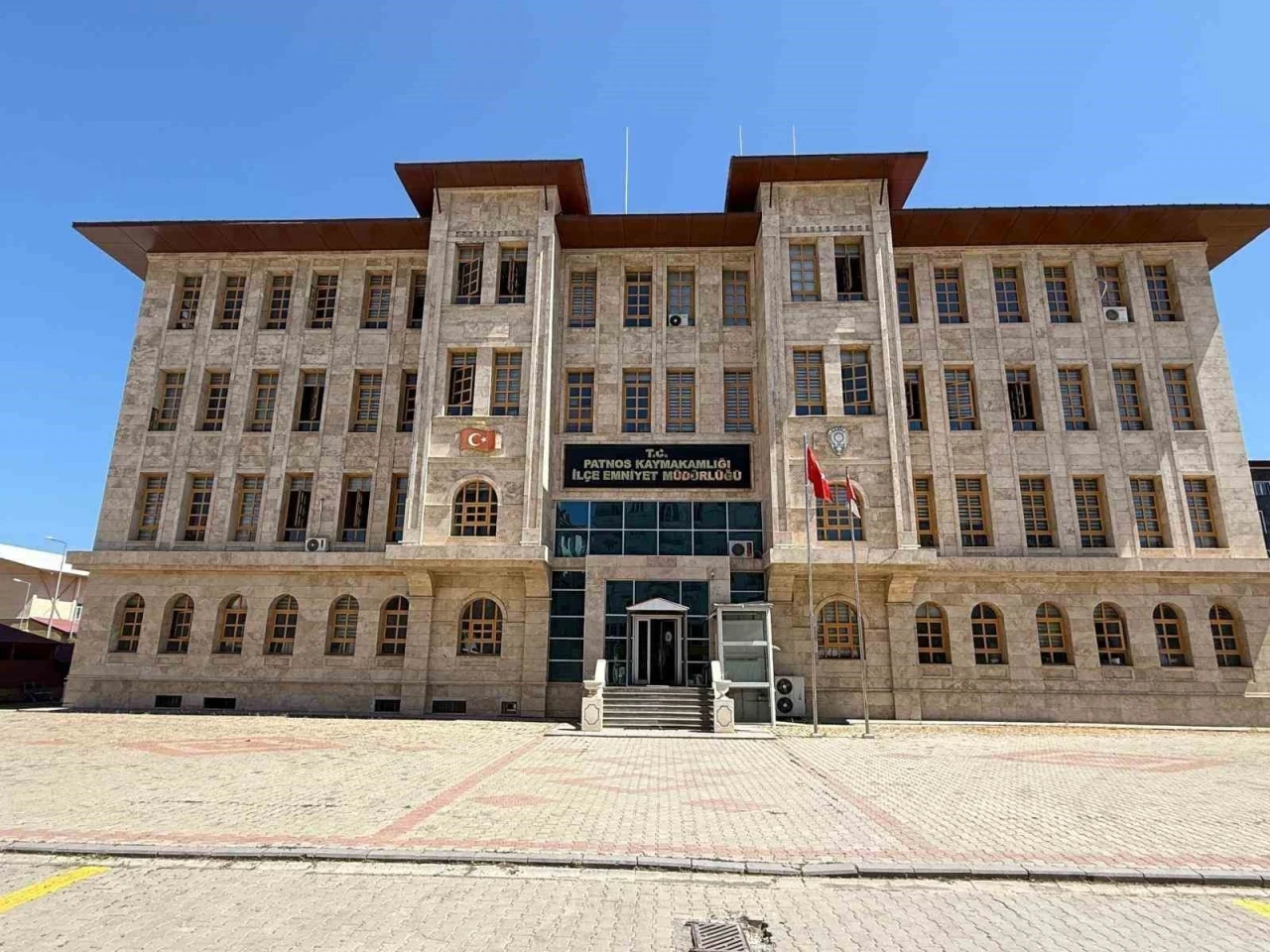 Patnos&rsquo;ta yeni yıl kutlamaları i&ccedil;in g&uuml;venlik &ouml;nlemleri artırıldı
