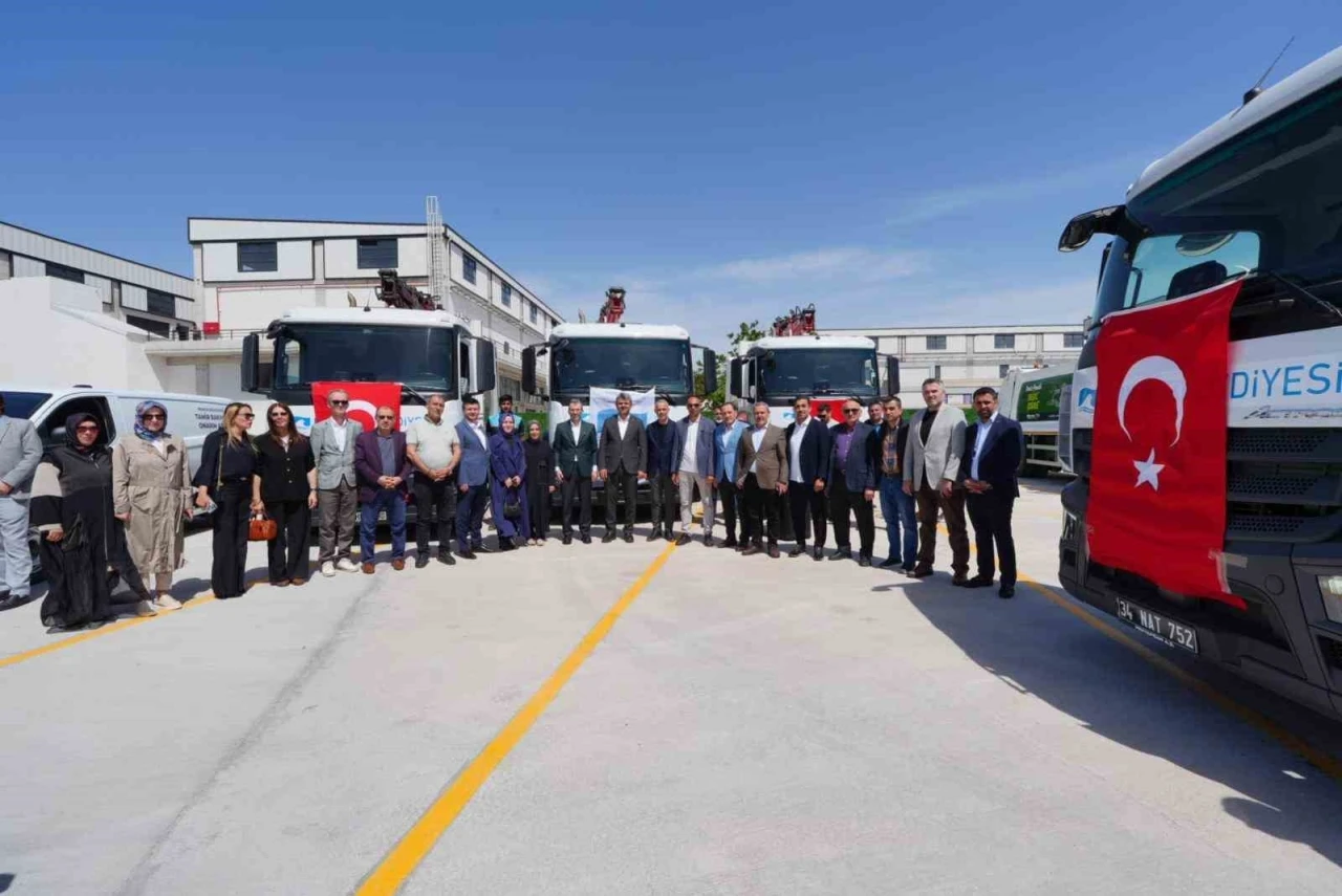 Pendik’te çevreye dev yatırım: Yeni Atık Yönetim Merkezi hizmete açıldı
