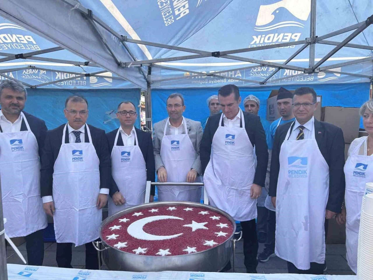Pendik’te Muharrem Ayı dolayısıyla 12 bin kişiye aşure dağıtıldı
