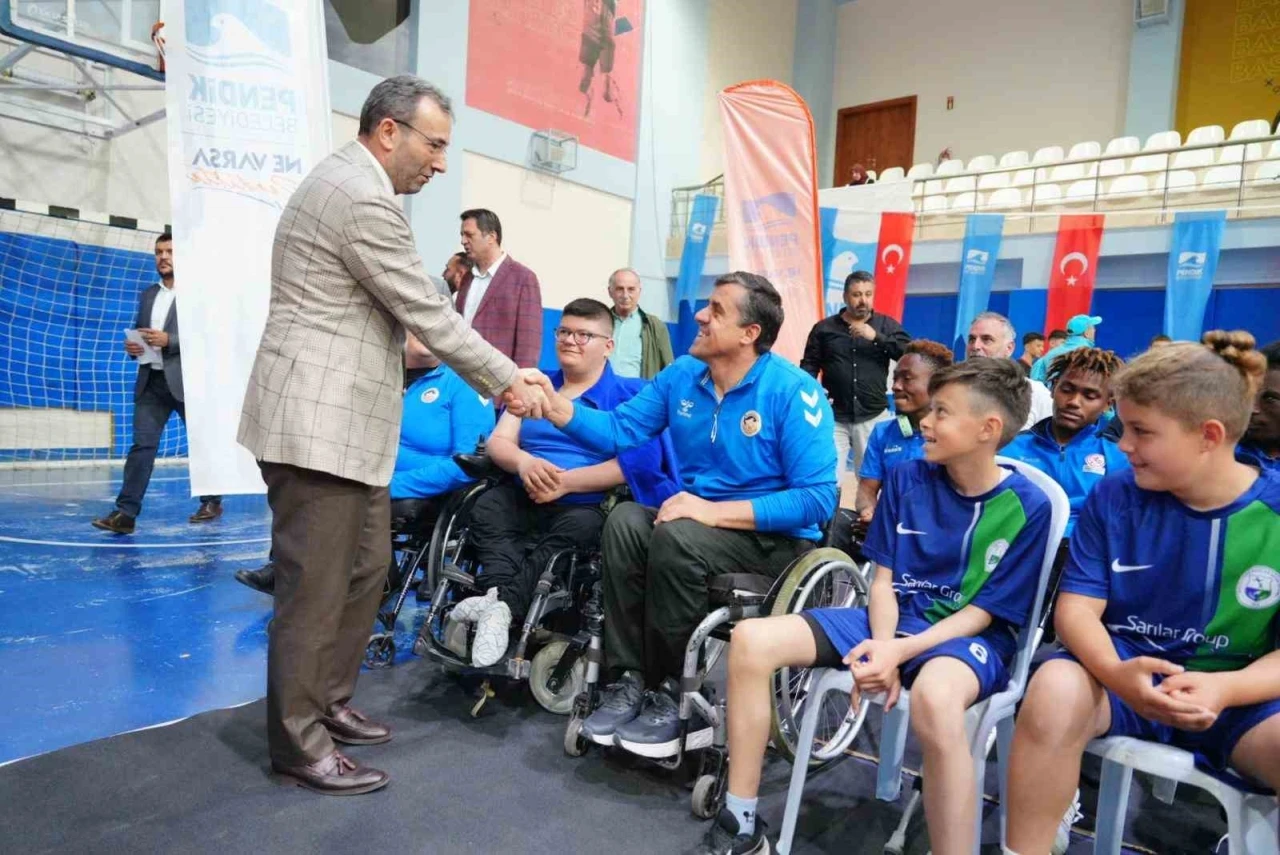 Pendik&rsquo;te yatırımlar, projeler ve sosyal desteklerle dolu bir yıl daha
