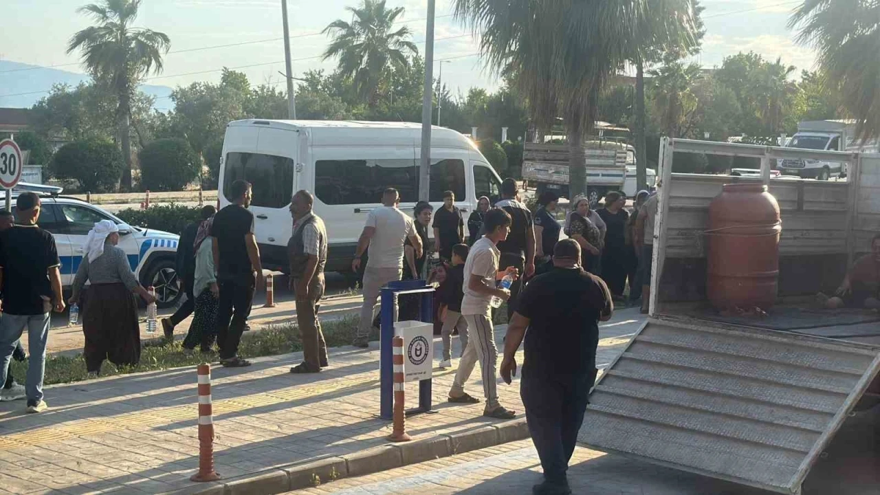 Pikaptan düşen çocuk hayatını kaybetti
