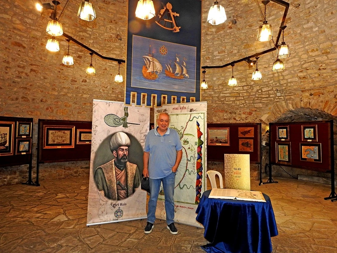 Piri Reis’in haritaları Çeşme’de ziyaretçi akınına uğradı
