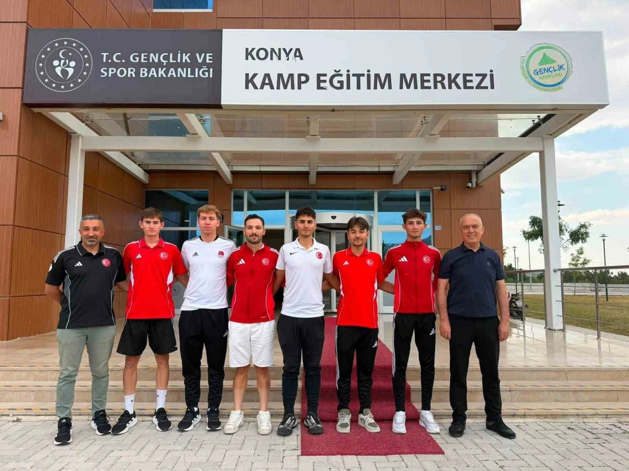 Pist Bisikleti Milli Takımı, Gen&ccedil;ler ve 23 Yaş Altı Avrupa Pist Bisikleti Şampiyonası&rsquo;nda yarışacak
