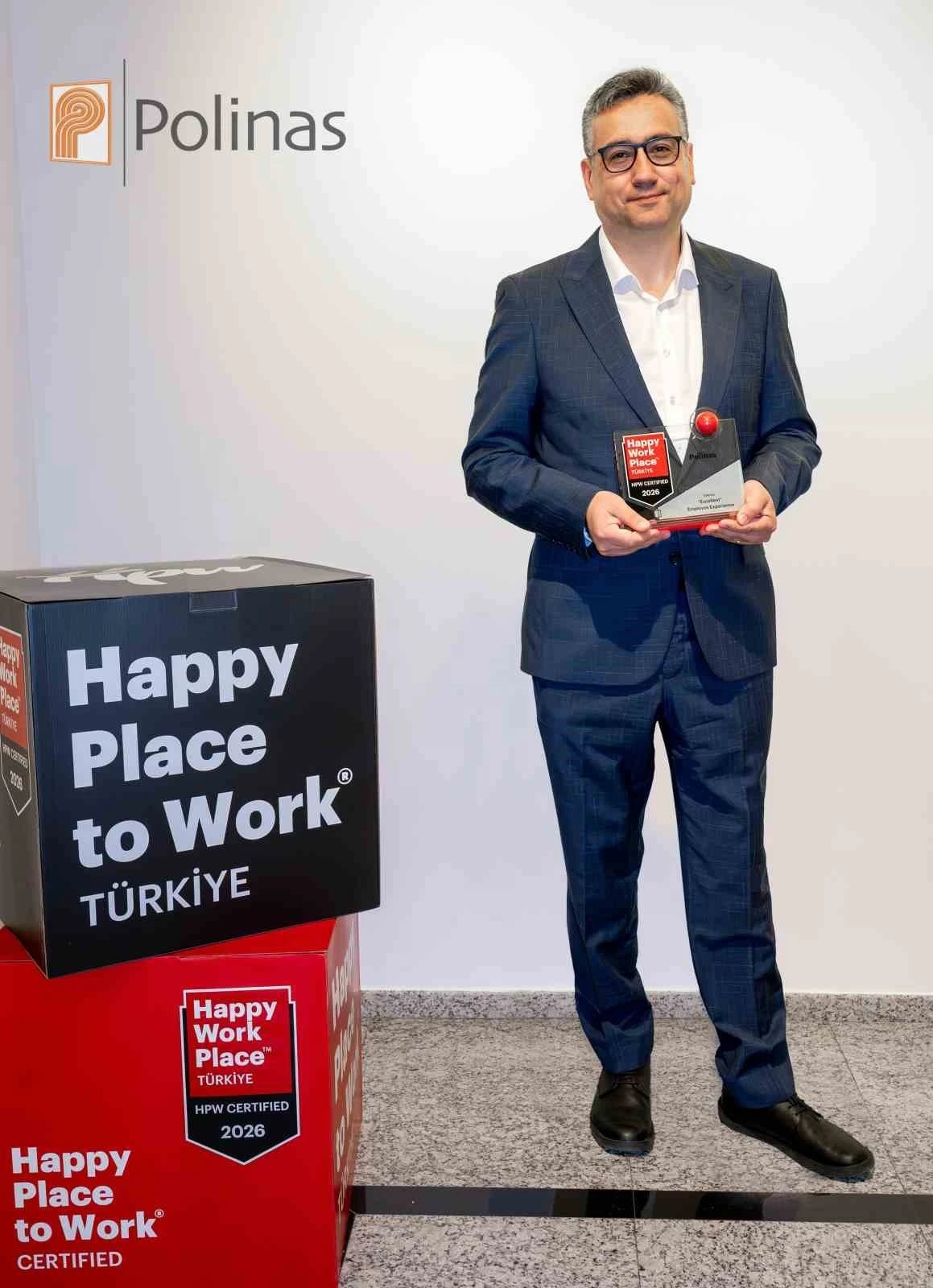 Polinas, "M&uuml;kemmel &Ccedil;alışan Deneyimi &Ouml;d&uuml;l&uuml;"n&uuml;n sahibi oldu
