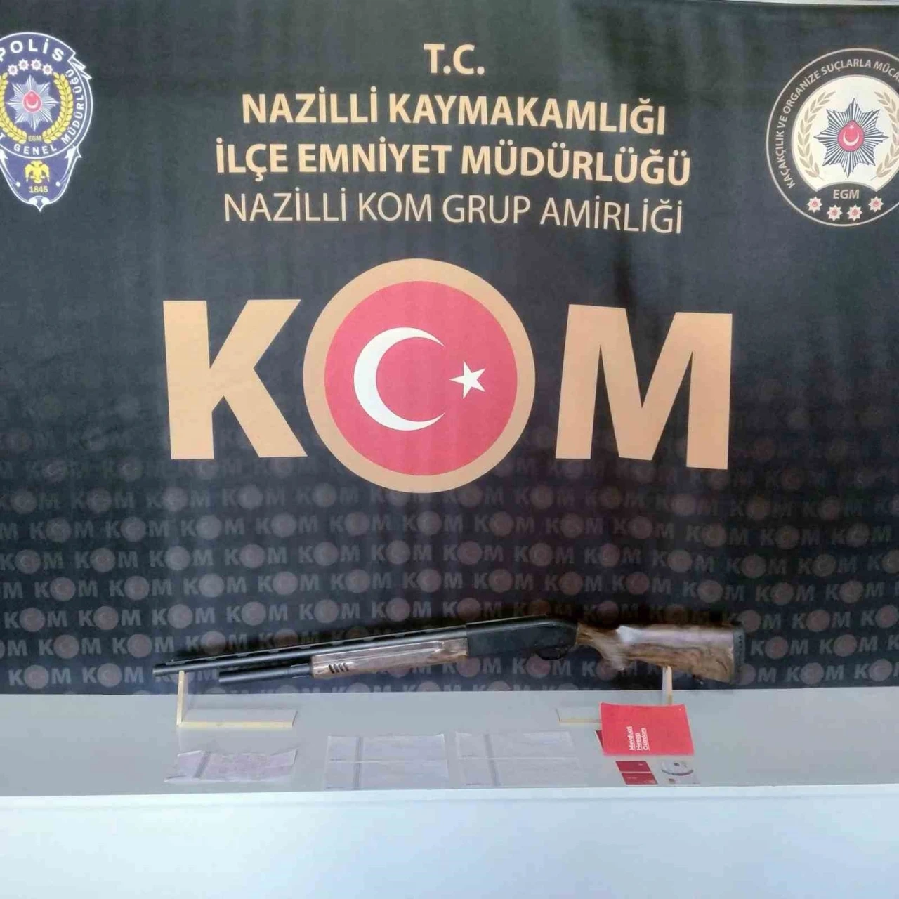 Polis ekiplerinden tefecilik operasyonu: 3 gözaltı
