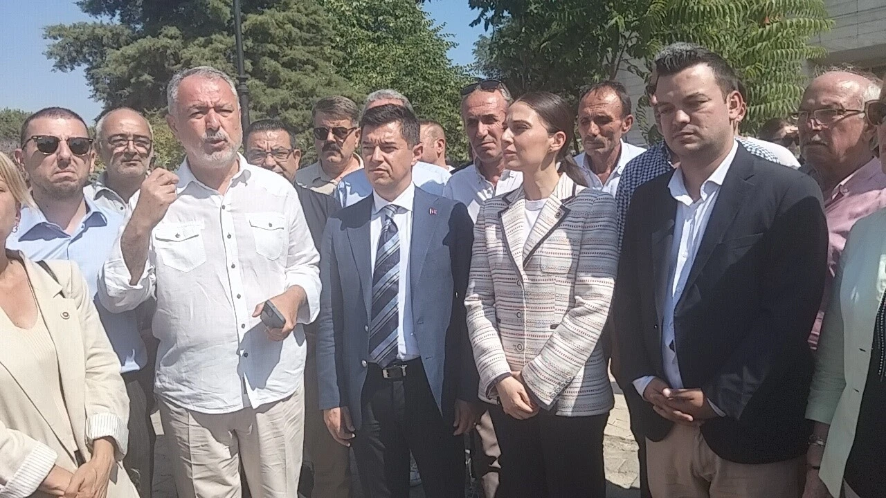 Başkan Acar Ünlü Hakim Karşısına Çıktı