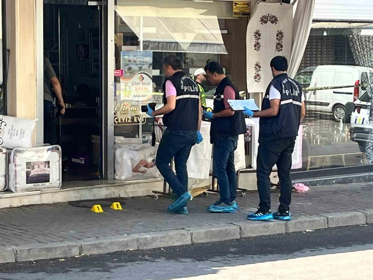 Polis memuru boşanma aşamasında olduğu eşine kurşun yağdırdı
