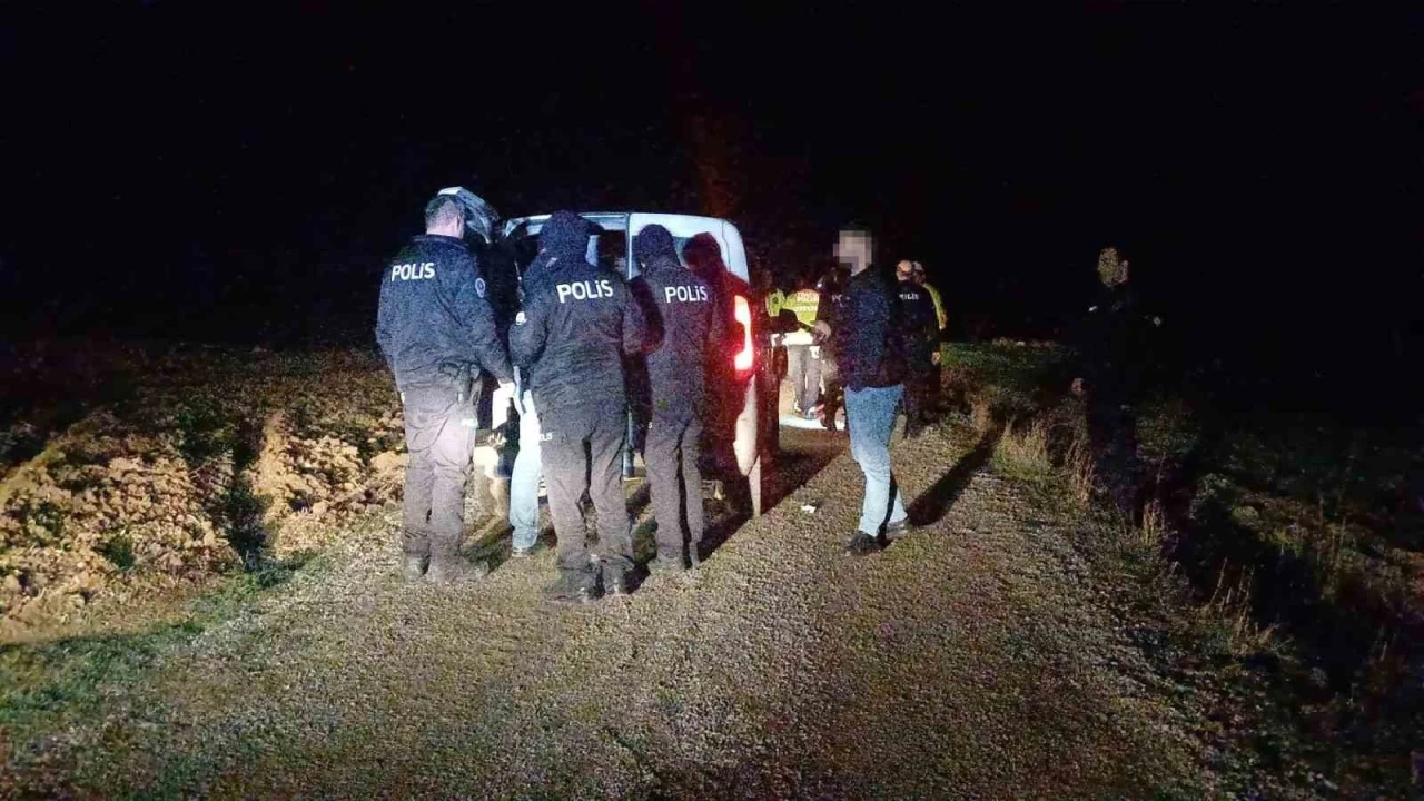 Polisten ka&ccedil;an alkoll&uuml; s&uuml;r&uuml;c&uuml;ye ceza yağdı
