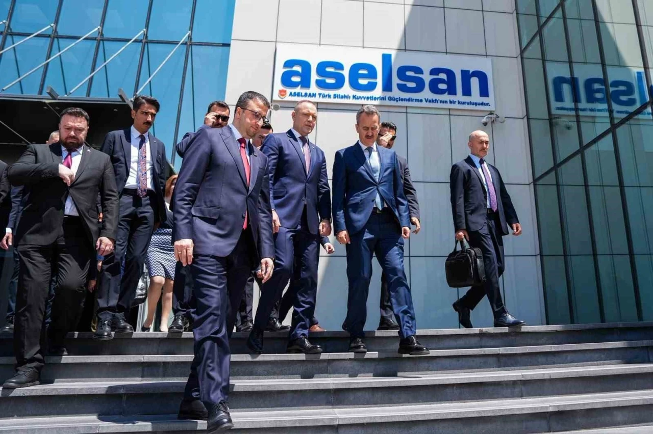 Polonya Cumhurbaşkanı&rsquo;ndan ASELSAN&rsquo;a ziyaret
