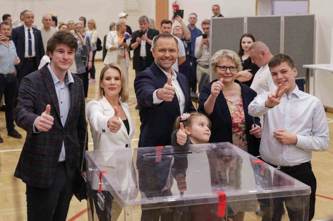 Polonya’da cumhurbaşkanlığı seçimlerini Karol Nawrocki kazandı
