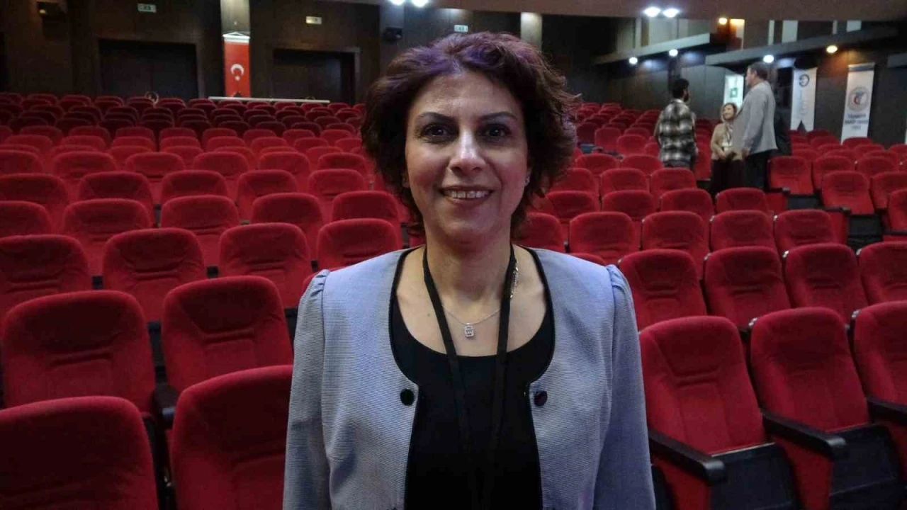 Prof. Dr. Arzu Fırat Ersoy: &quot;100 yıllık afet bilinci çok başarılı olmadığımızı anlatıyor&quot;

