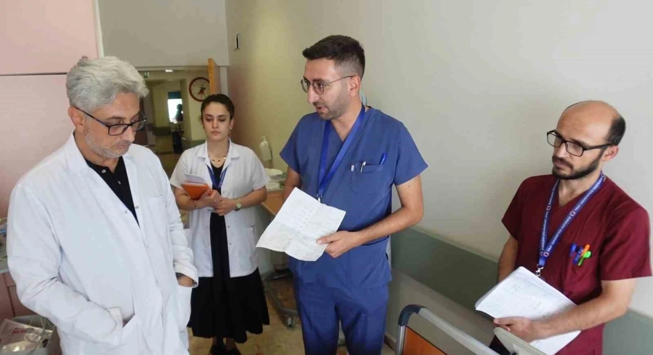Prof. Dr. Ayta&ccedil;: "MS hastalı, sıcağa karşı &ccedil;ok hassastır"
