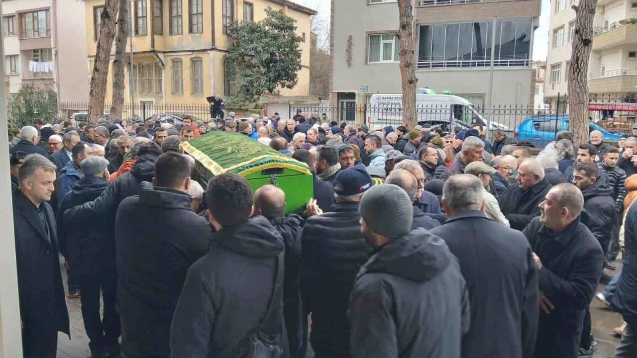 Prof. Dr. Mustafa Var, son yolculuğuna uğurlandı
